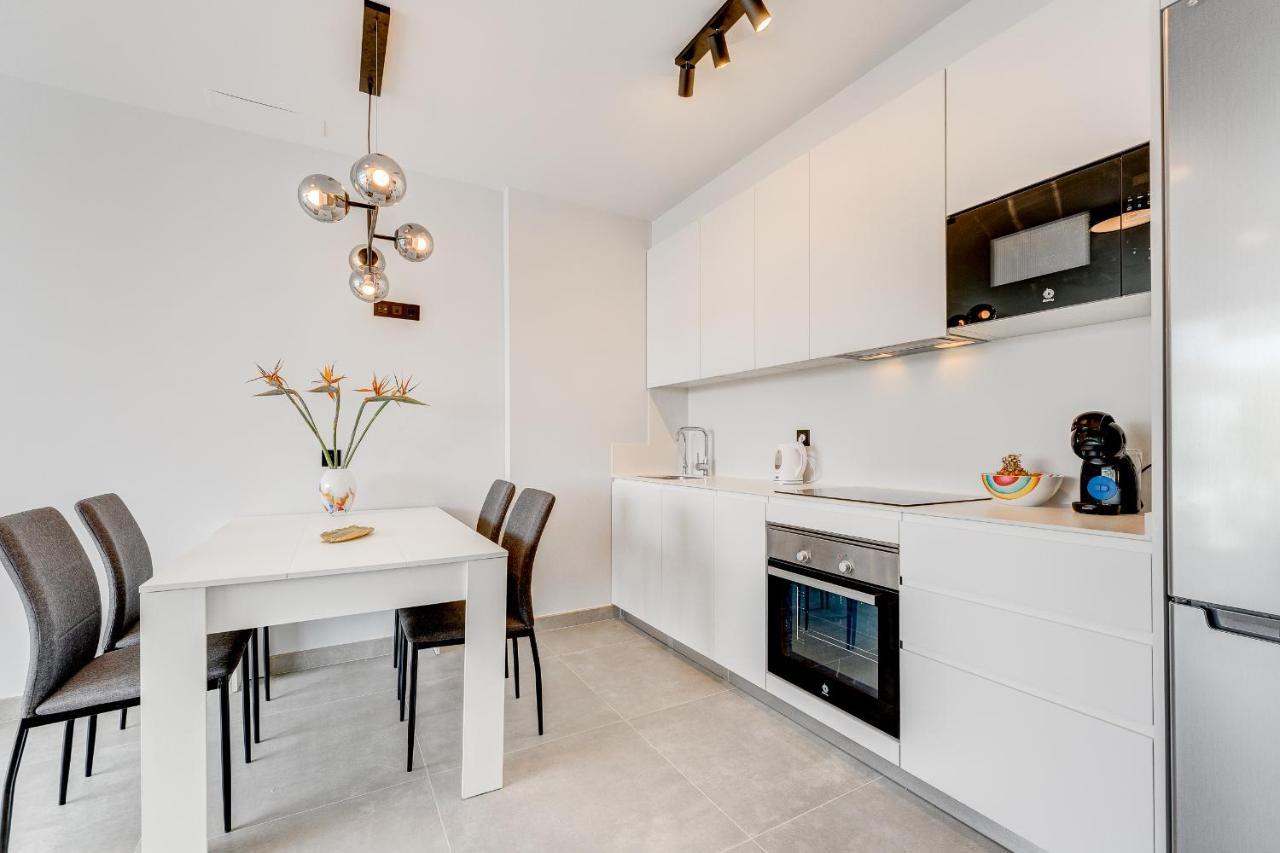Modern New Apartment Las Terrazas De Costa Adeje. Heated Pool, Big Terrace And Private Parking 外观 照片