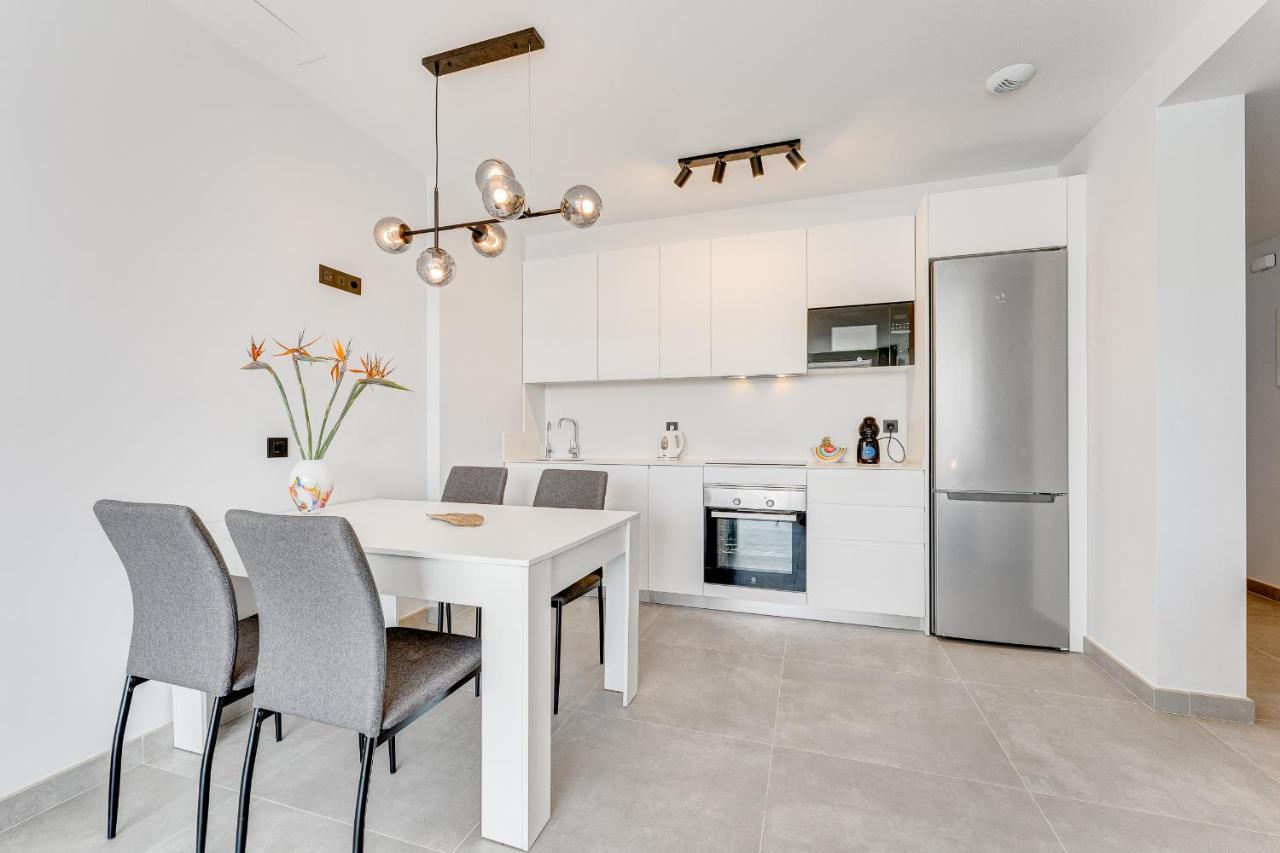 Modern New Apartment Las Terrazas De Costa Adeje. Heated Pool, Big Terrace And Private Parking 外观 照片